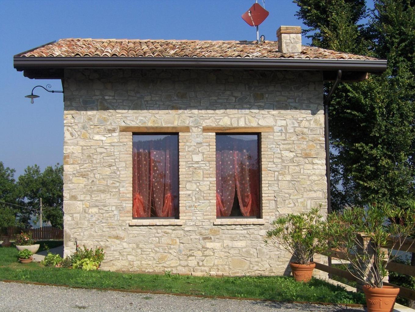 L'Angolo Di Verlano Canossa Exterior photo